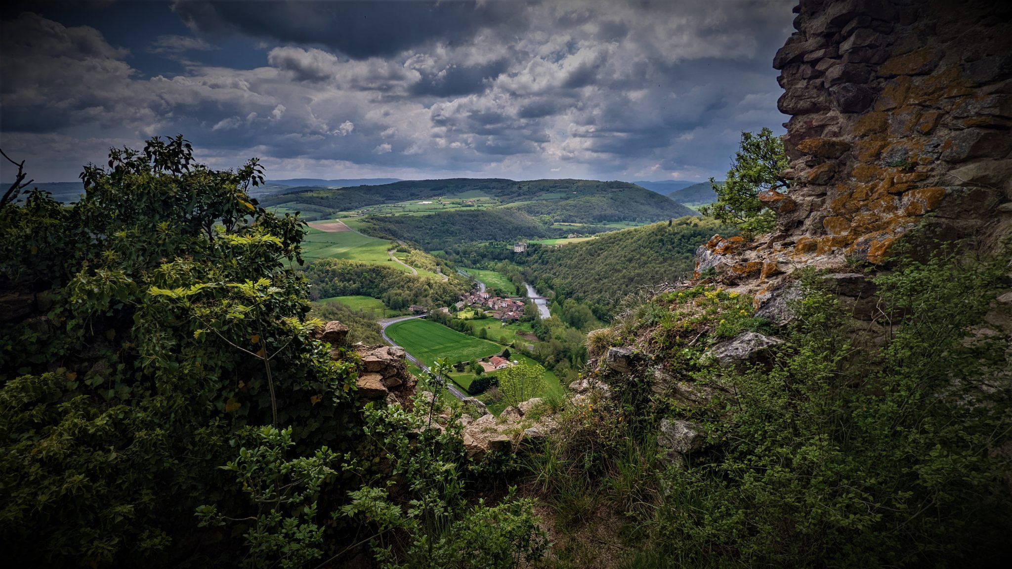 Panorama-raid-moto-massif-central-1-2048x1152-1