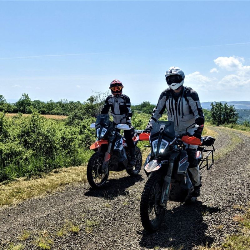 Rando-moto-auvergne-ktm-aventure