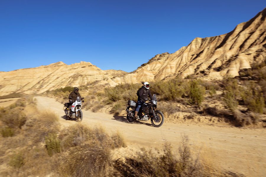 moto-raid-rando-moto-trail-bardenas-10