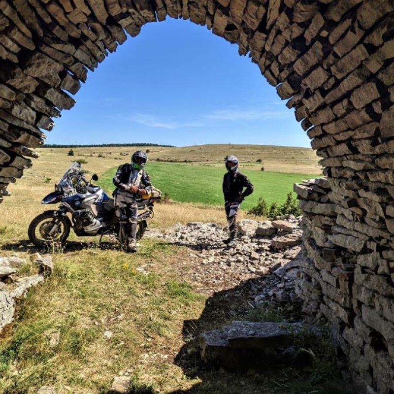 Bergerie-raid-moto-lozere